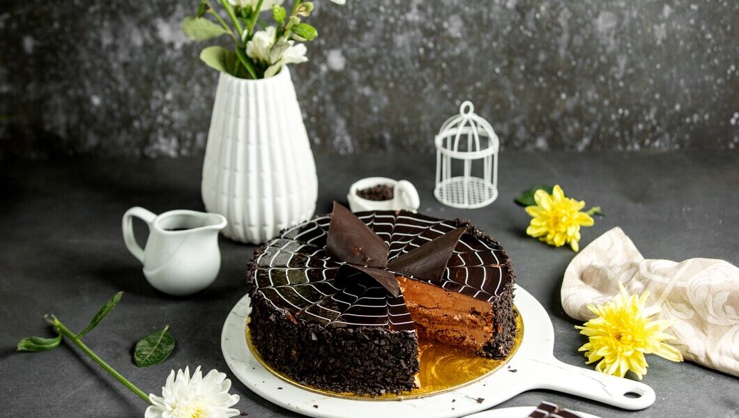 Premium Flavors for Your Customized Birthday Cake at Brulee Bakery: